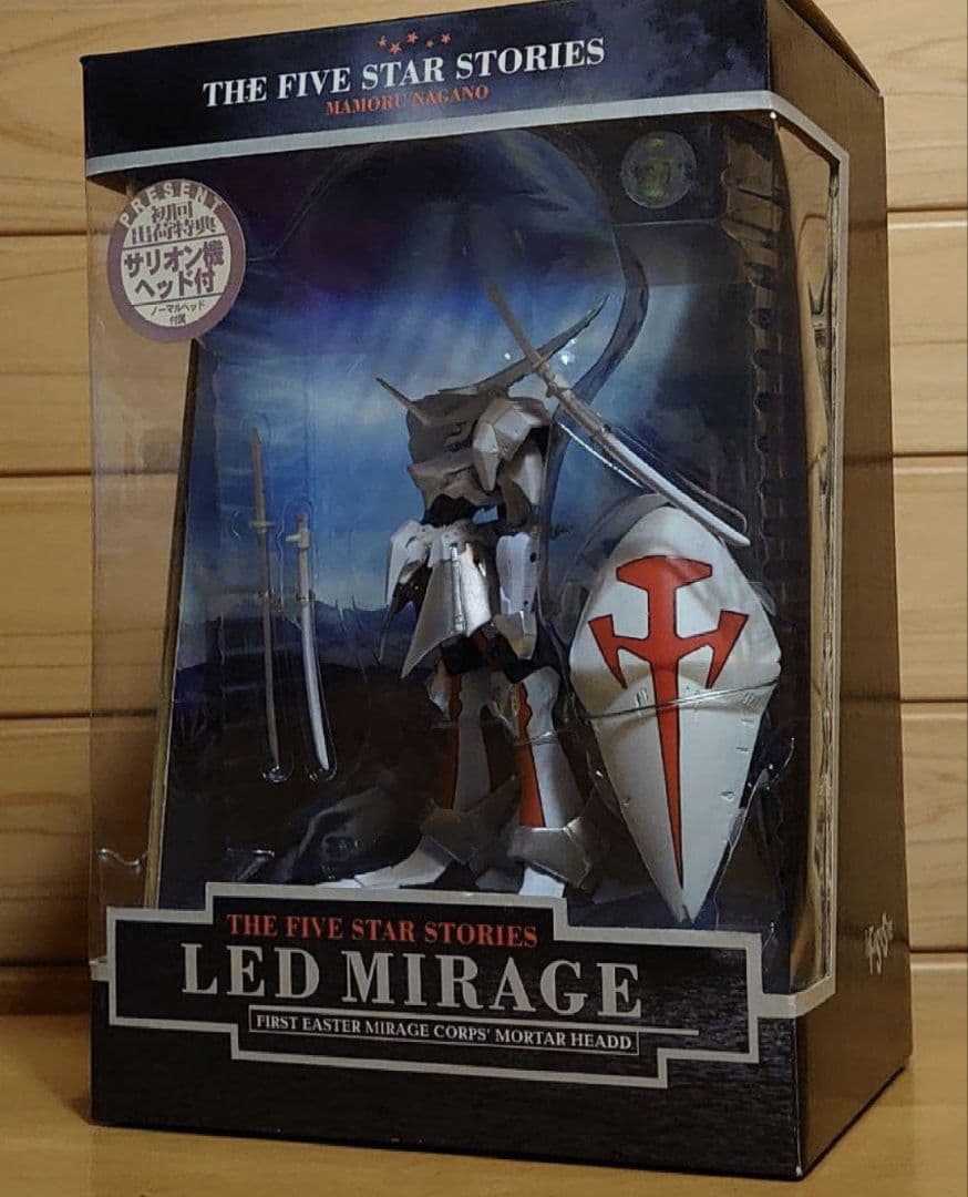 海洋堂　THE FIVE STAR STORIES LED MIRAGE白　新品