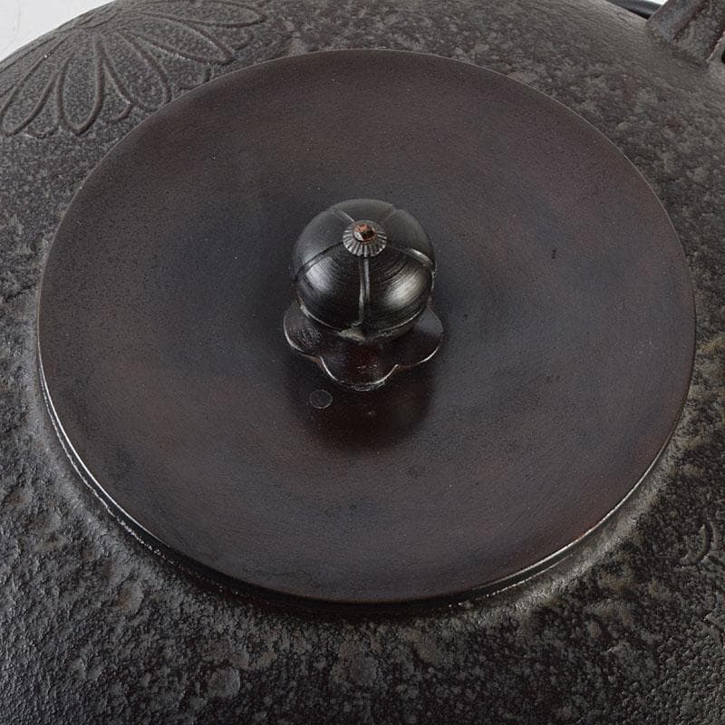 茶道具 人間国宝 釜師 高橋敬典作 菊桐文 平丸政所釜 共箱 V R9044B