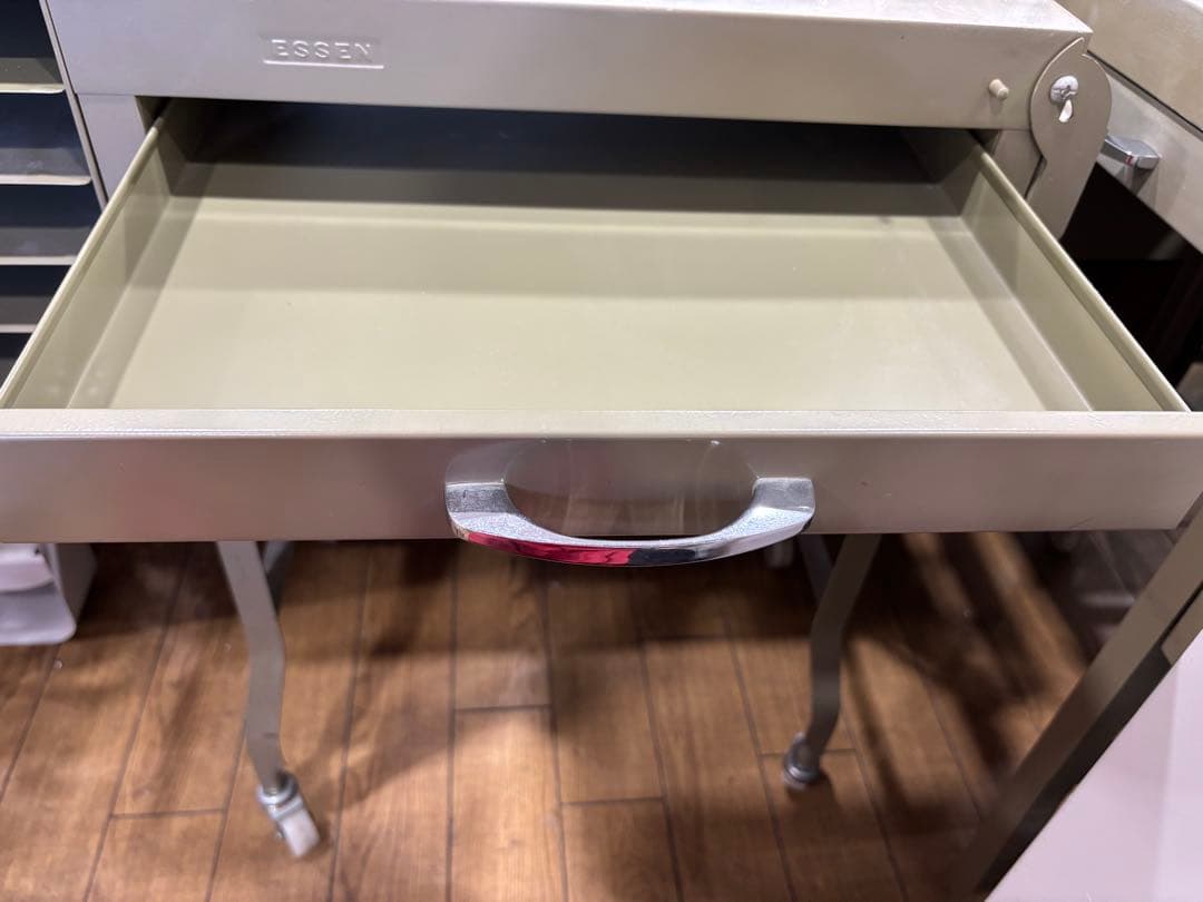 T51 タイプライターデスク ESSEN 美術品・アンティーク・コレクション