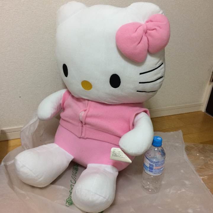 本日限定❗️サンリオ　超特大ぬいぐるみ キティちゃん