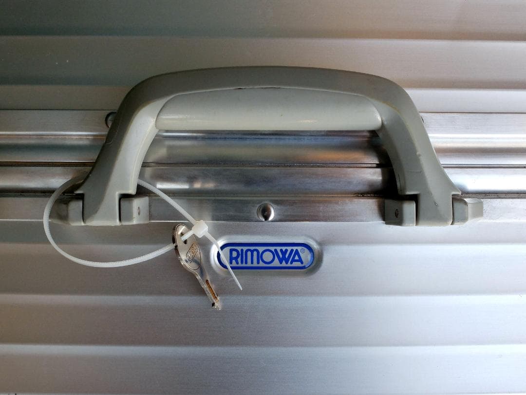 リモワ 948.71 Vtg. 『OPAL』プルタブ2輪82L 【たまご】