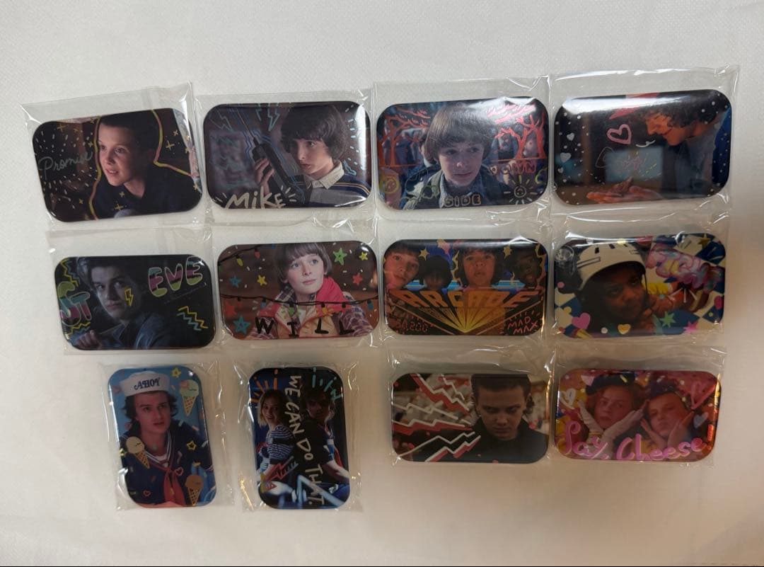 ストレンジャーシングス スクエア缶バッジコレクション 12個セット