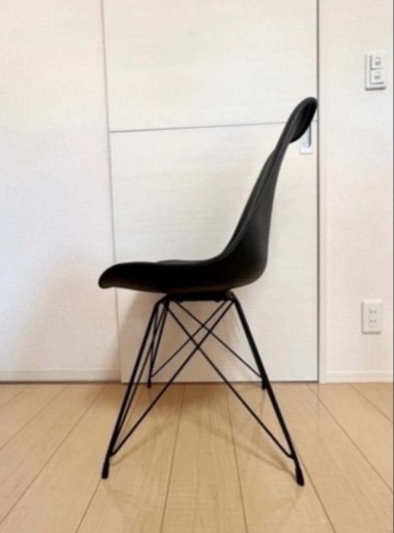 4脚セット　ブラックエッフェルチェア　シェルチェア