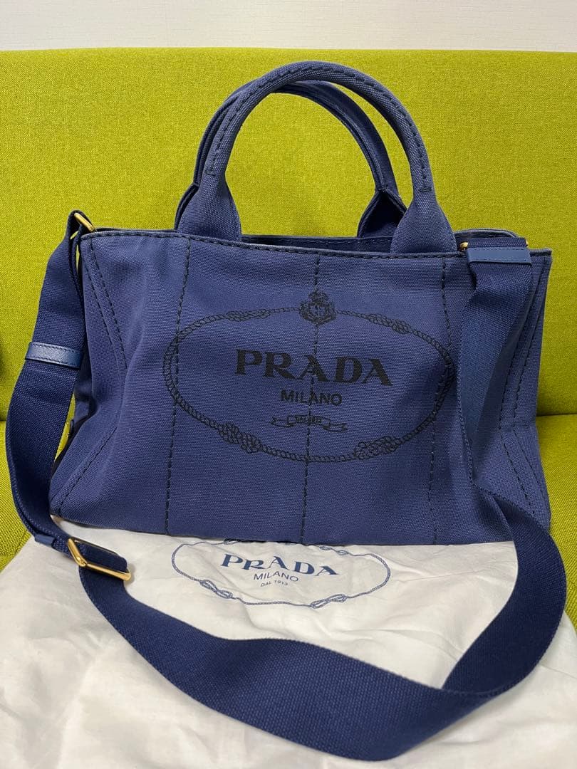 超美品　2wayプラダ　カナパ　ネイビー　Mサイズ