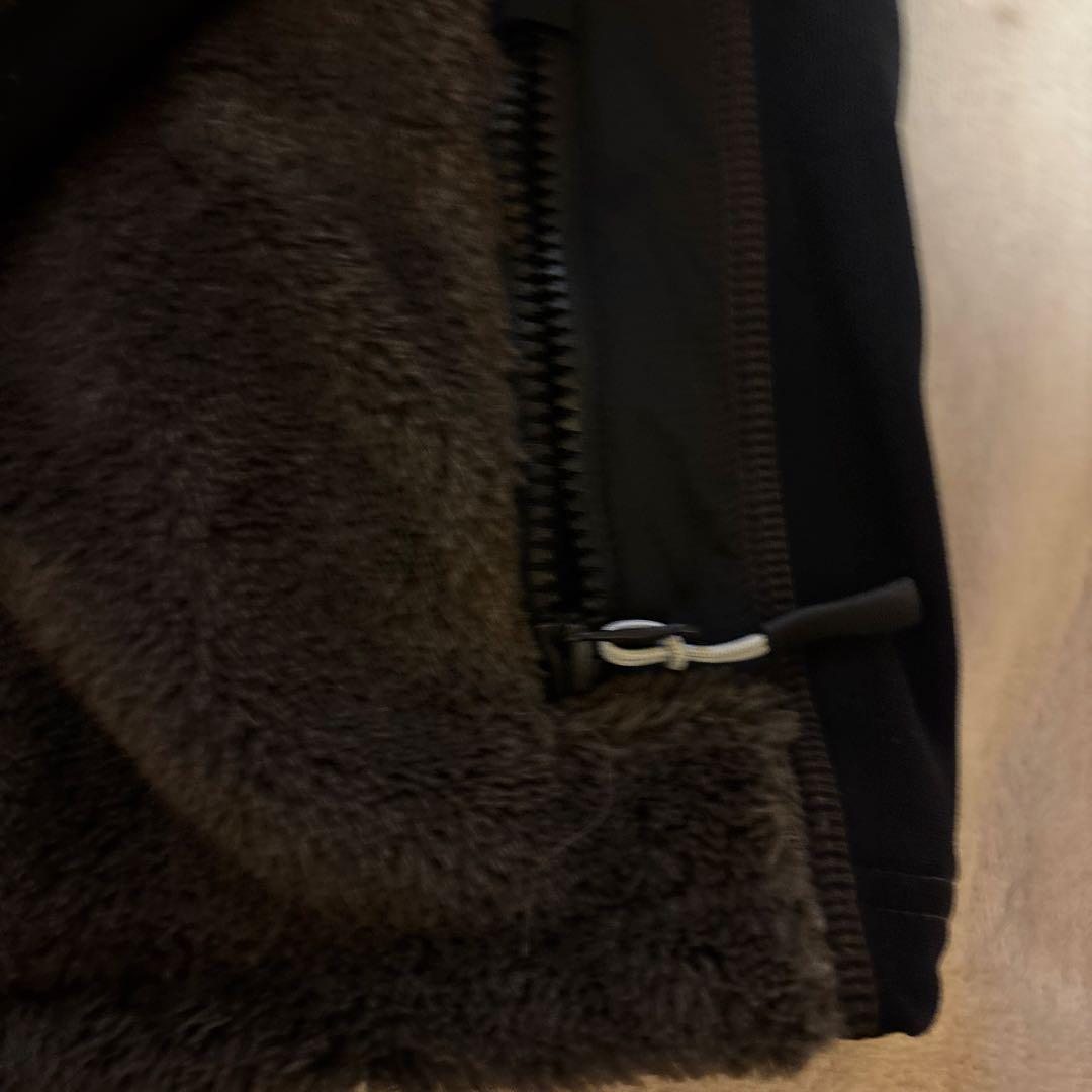 BRIEFING フーディ カーキ