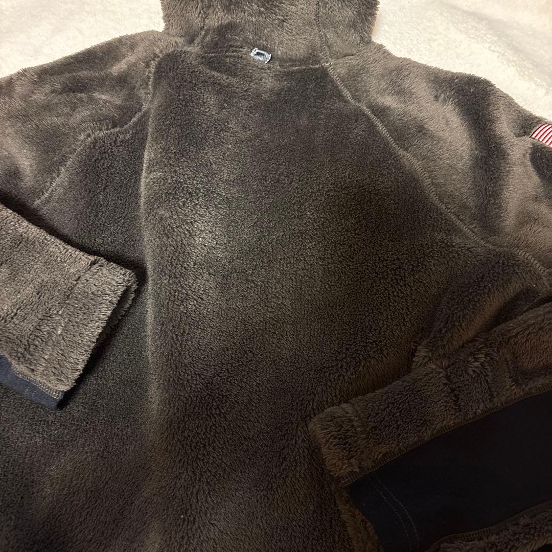 BRIEFING フーディ カーキ