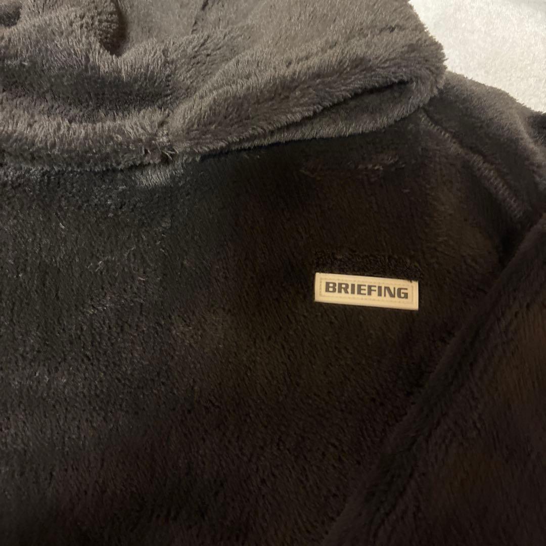 BRIEFING フーディ カーキ