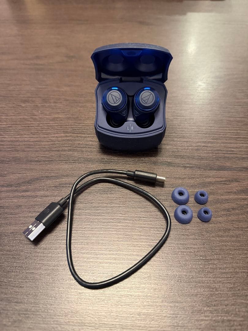 ⭐️オーディオテクニカ　ワイヤレスイヤホン 充電ケース付き 楽天市場】オーディオテクニカ ATH-SQ1TW2 ワイヤレスイヤホン