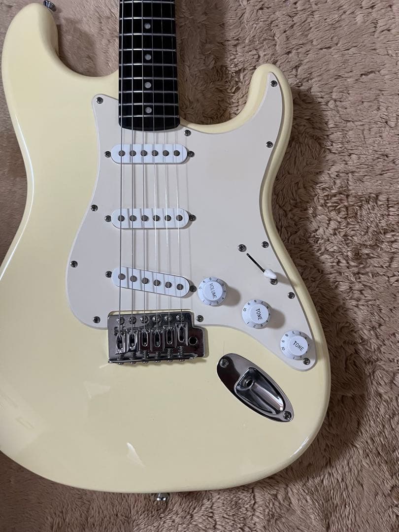 【調整済】Squier スクワイア　fender ストラト　エレキギター