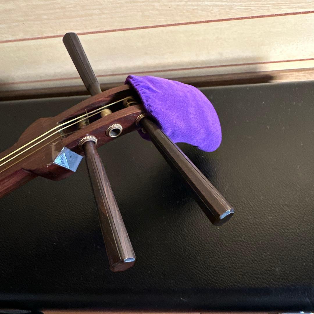 三味線本体 細棹 ハードケース付き 秋田三味線 長唄等 3弦 訳あり