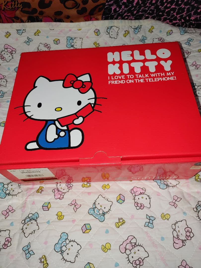 あ*ね様 激レア！キティ ソフトバンク携帯ガラゲー815T新品未使用