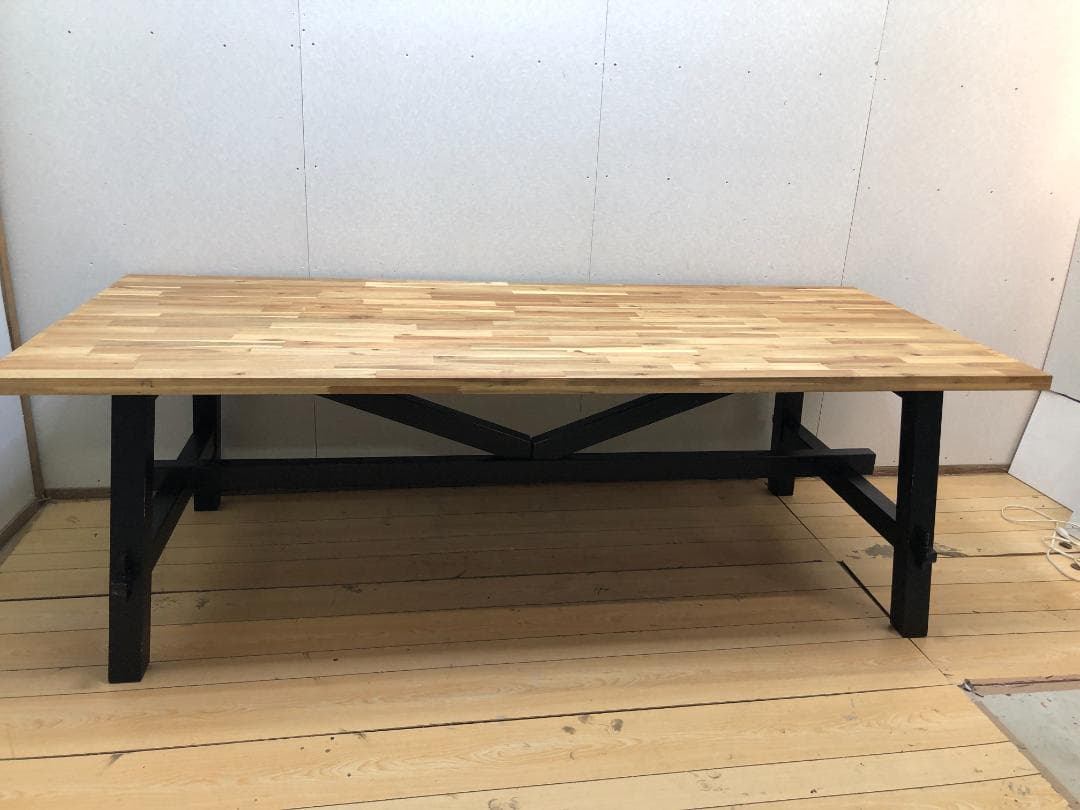 送料無料 IKEA SKOGSTA スコグスタ ダイニングテーブル 250903