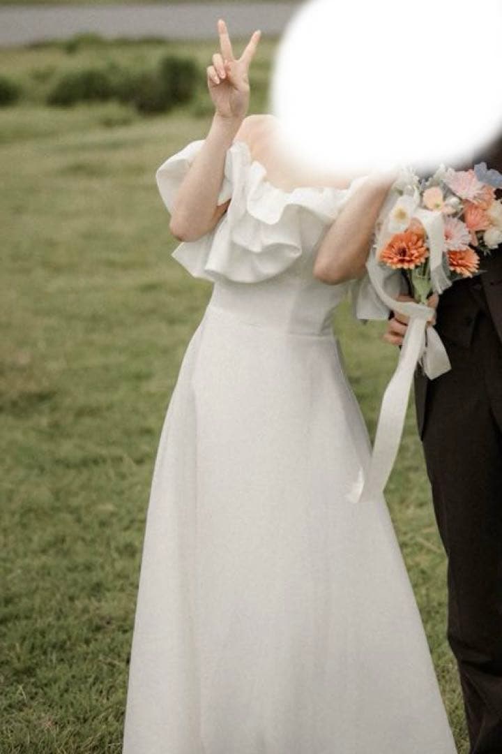 オフショルダー Aラインドレス（DRESS PRODUCTION）