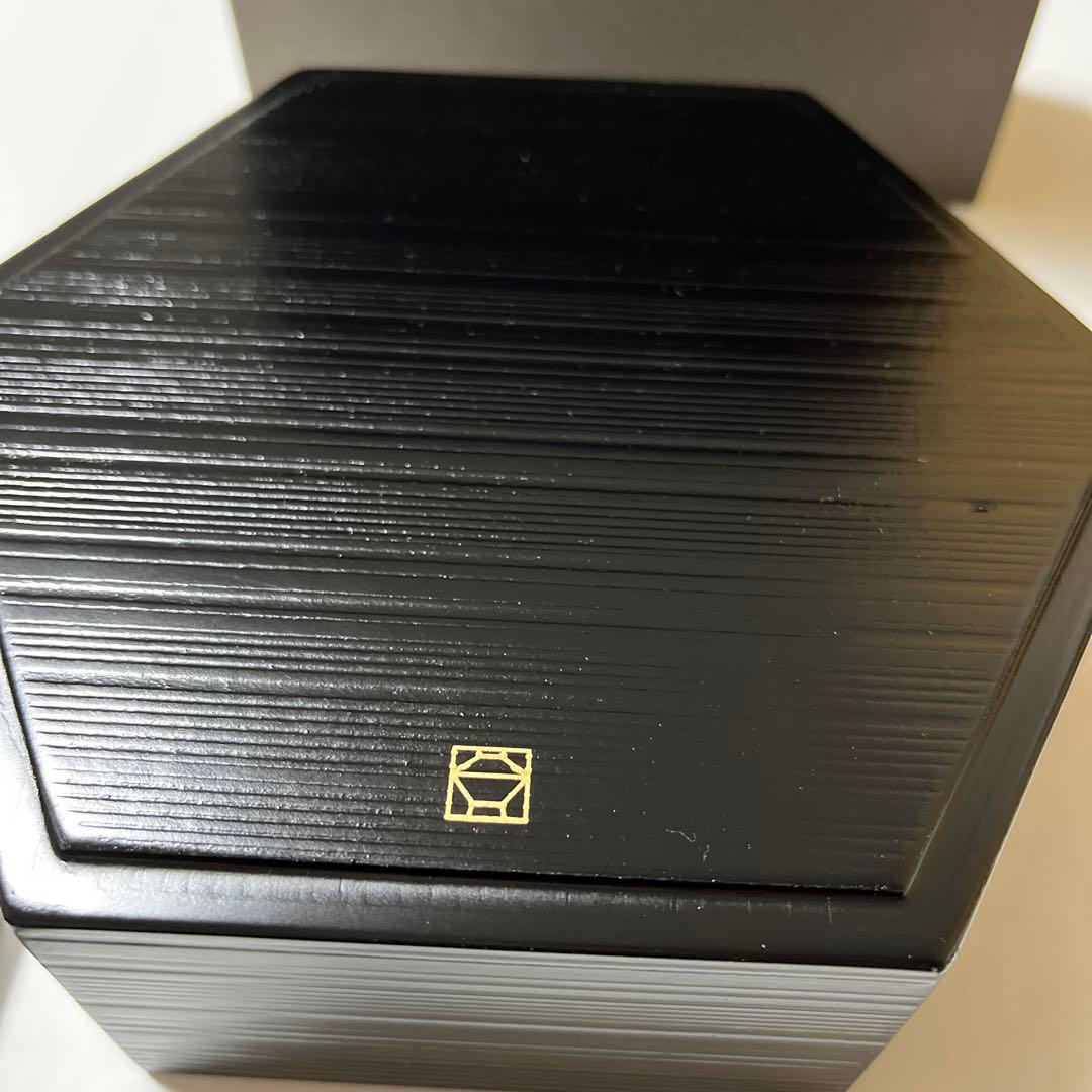 漆器山田平安堂 六角形重箱 赤と黒 金色模様