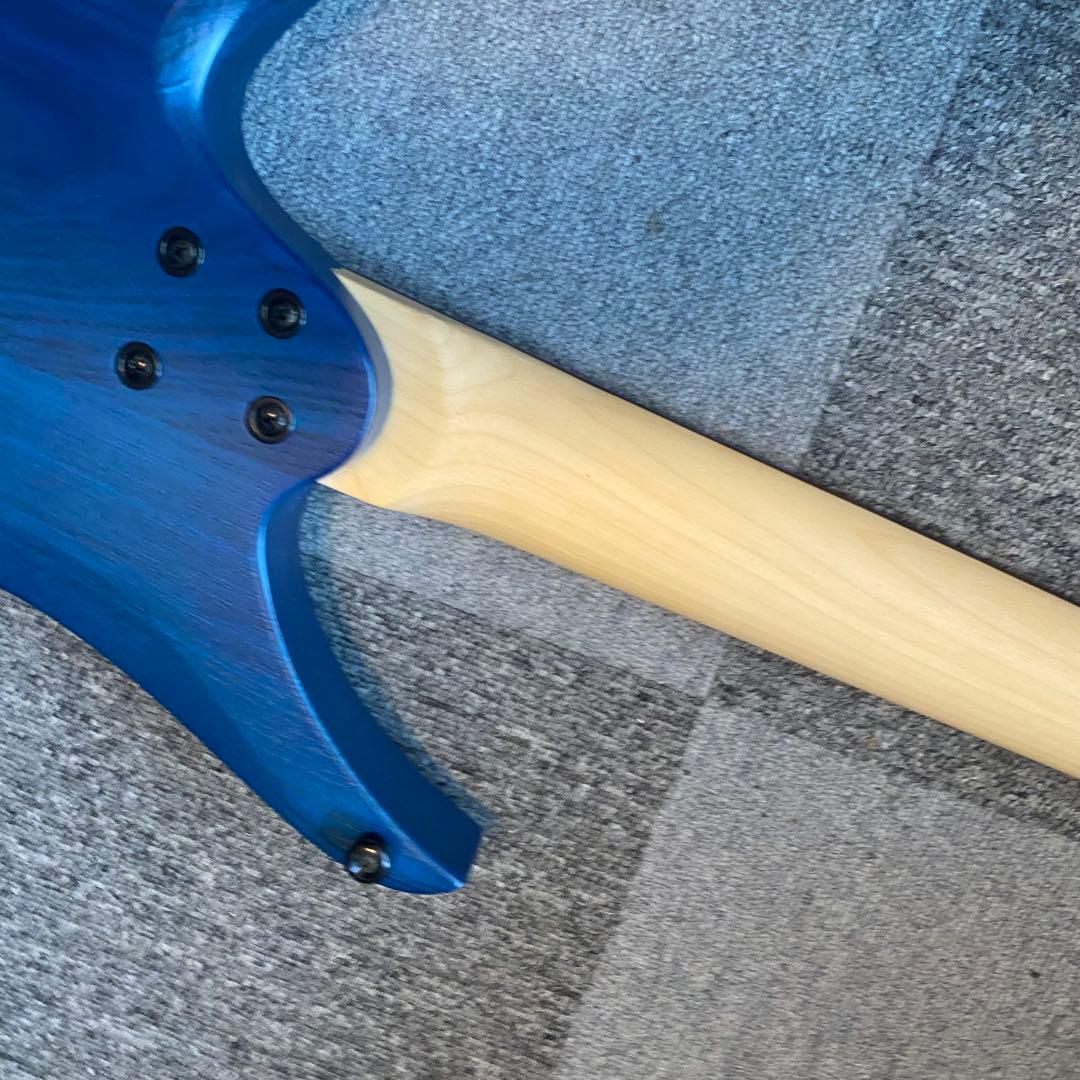 7弦ヘッドレスギター ブルーグラデーション ノーブランド 美品