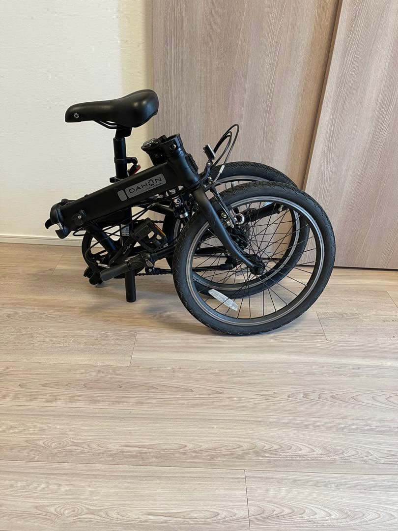 Dahon@Hit/折りたたみ自転車 20インチ ブラック 6 段変速