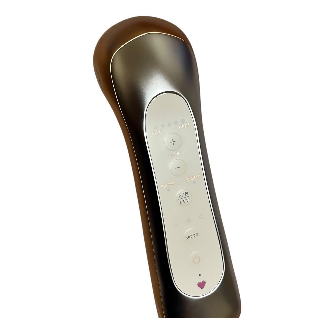 美品】セプテム エモーショナルプロ 美顔器 EMS