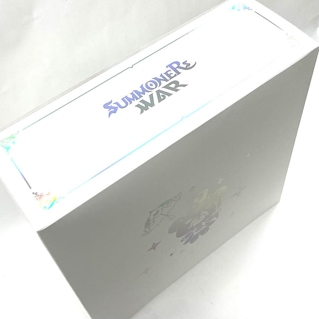 【新品未使用】サマナーズウォー 光属性オカルトフィギュア　限定品‼️