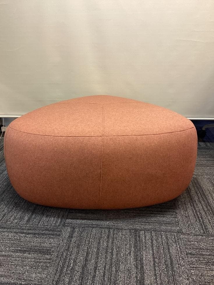 g*0様 定価約１４万　ボーコンセプト　バミューダ　フットスツール　Bermud