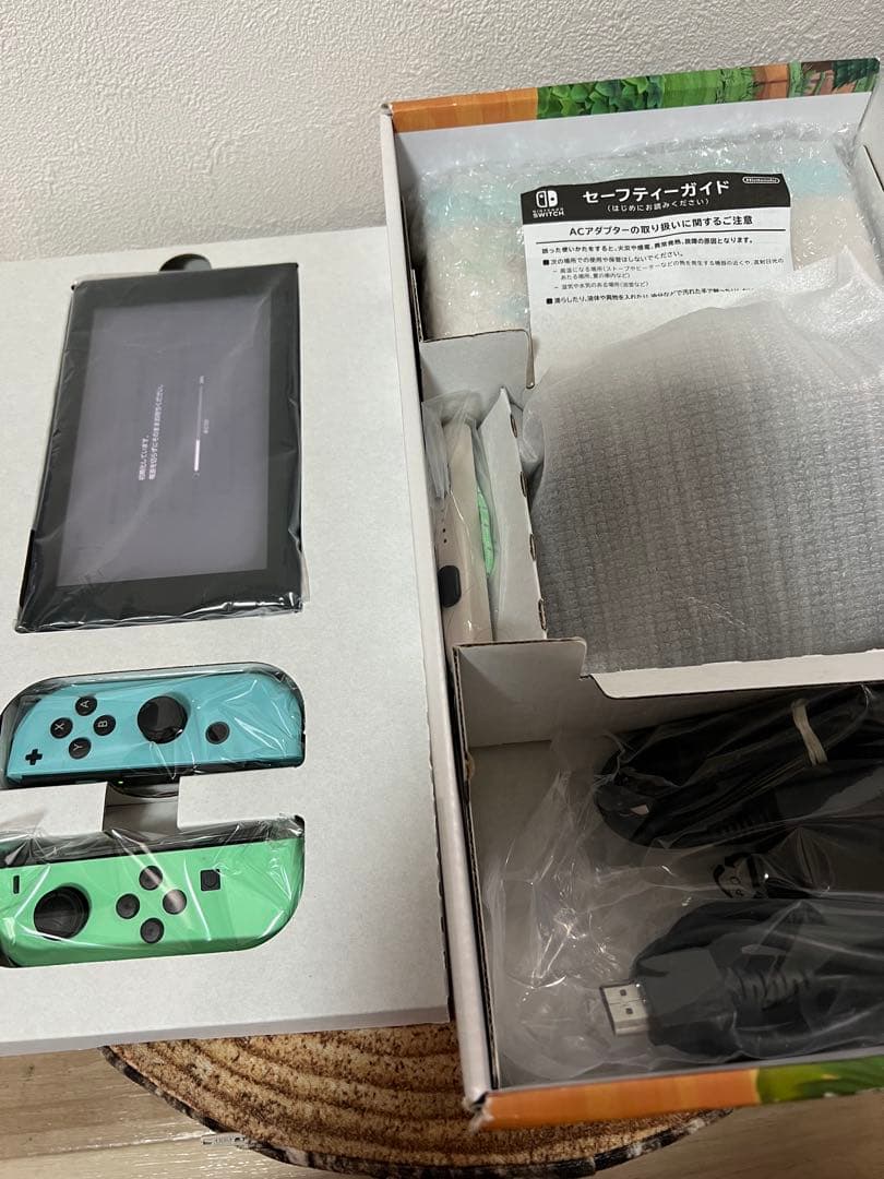 Nintendo Switch ニンテンドースイッチ本体　あつ森カラー①