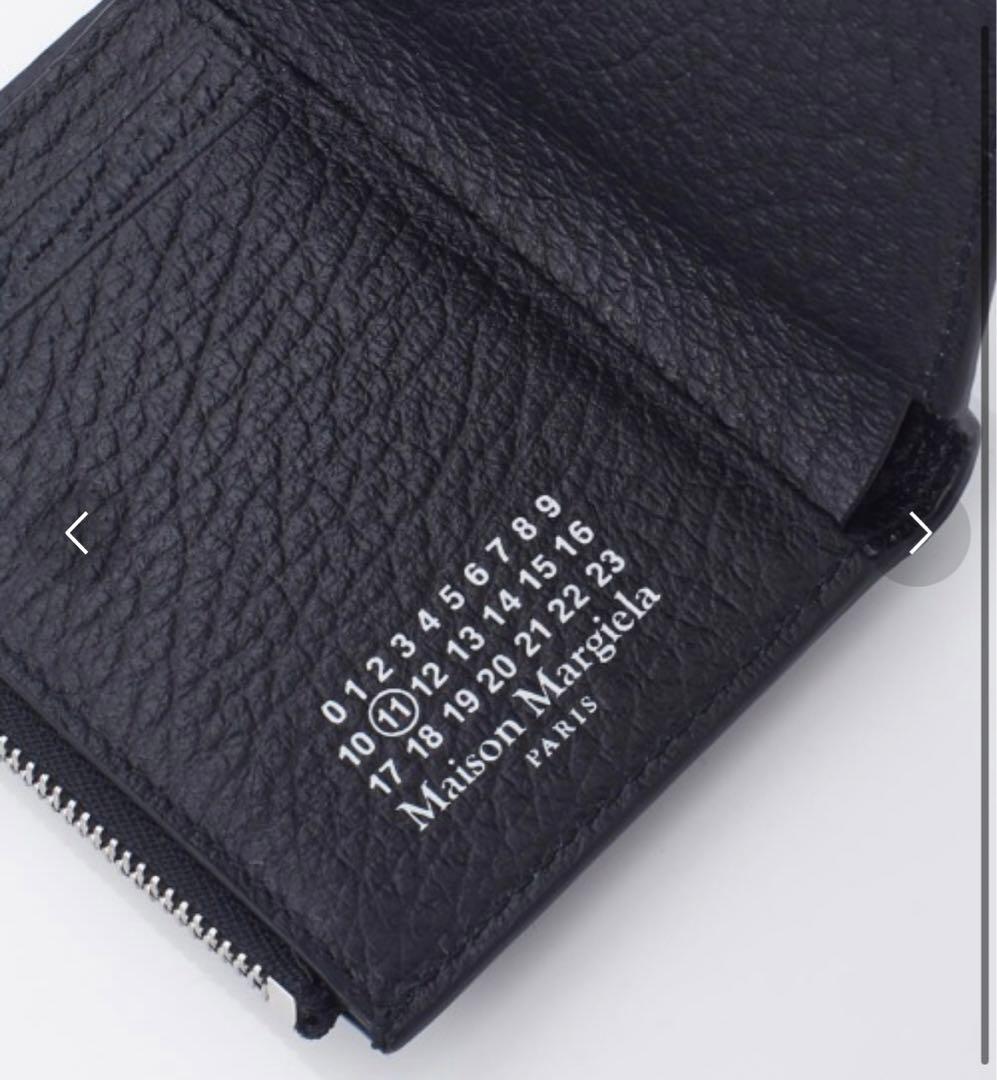 マルジェラ 三つ折り財布 エンベロープ プリント カーフスキン 黒