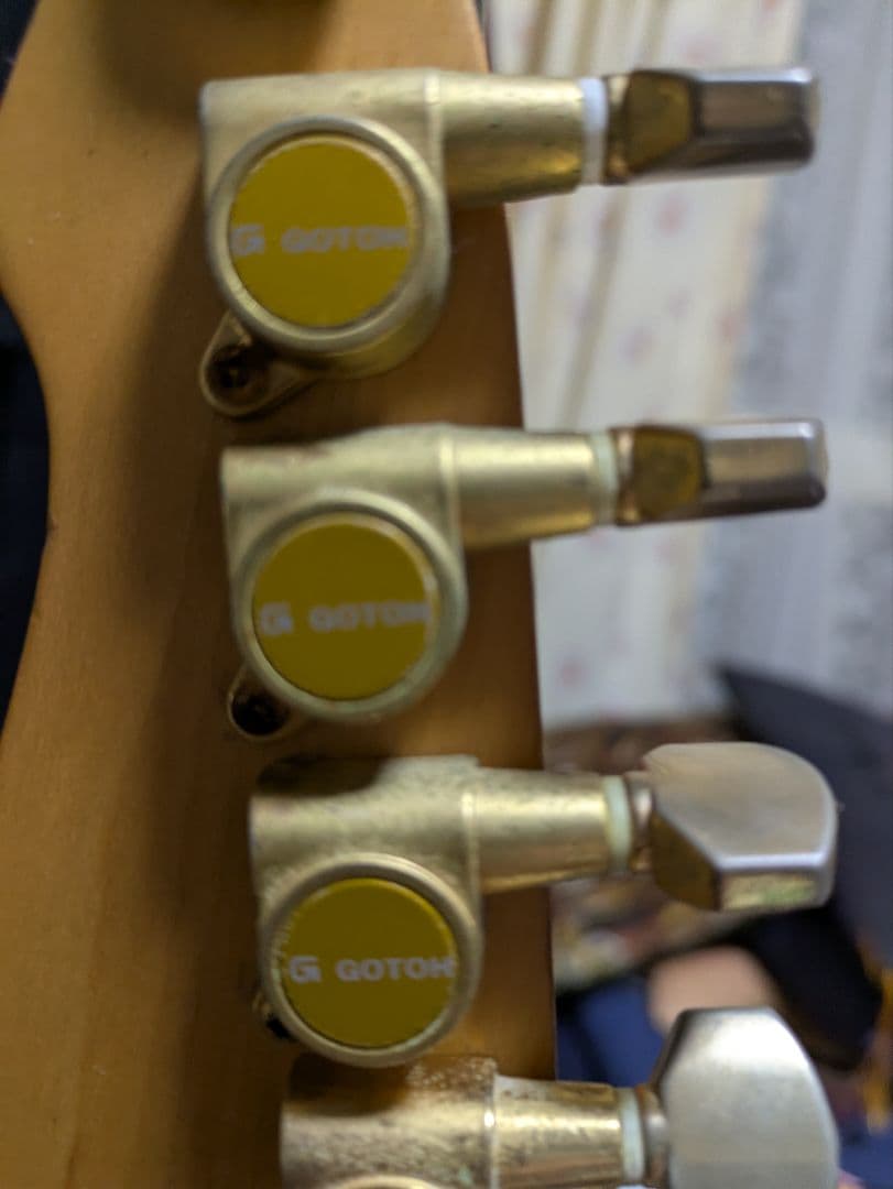 ARIAPROII黒いMAGシリーズ♫ストラトタイプエレキギター♫