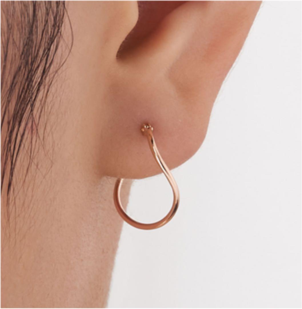 フェスタリア✨フープピアスK10YG