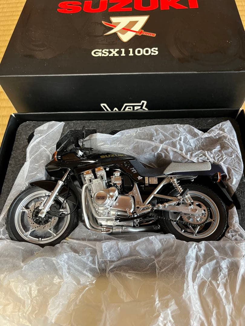 WITSマイルストーン 1/12 SUZUKI GSX1100S AUTOart