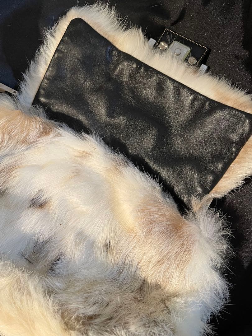 FENDI フェンディ　マンマバゲットバッグ　ラパン