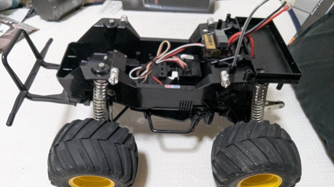 VANESSA LUNCH BOX ラジコンカー