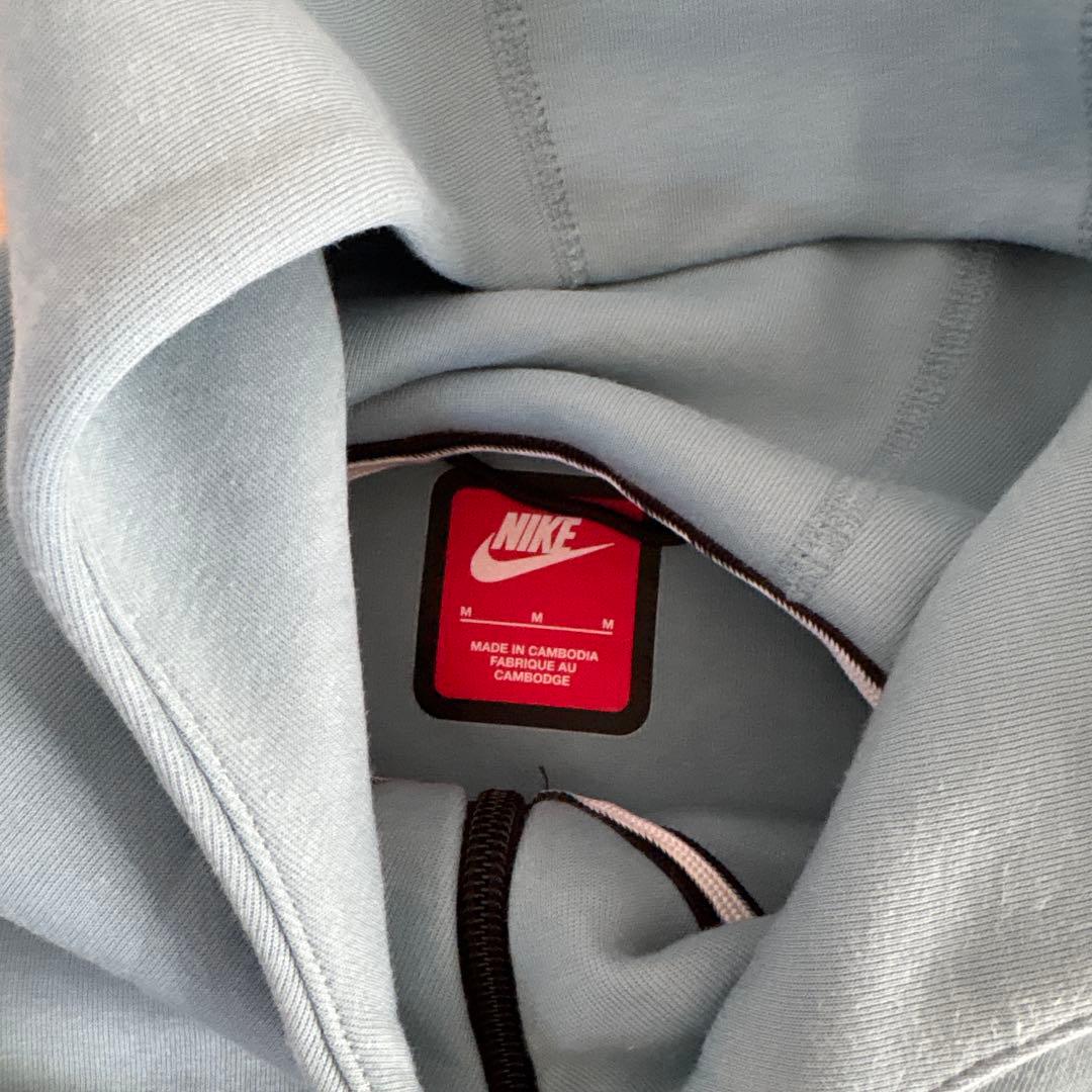 NIKE techフリース 水色