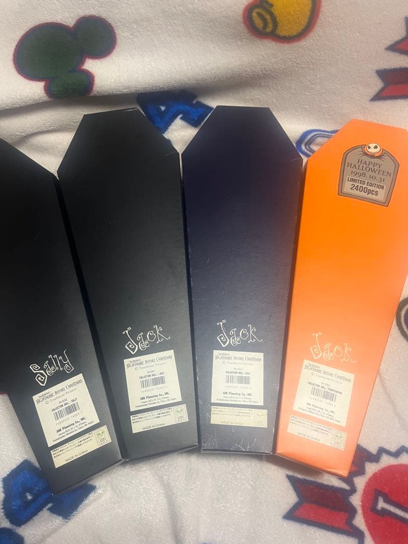 ナイトメアビフォアクリスマス　ジャック・スケリントン サリー　フィギュアセット