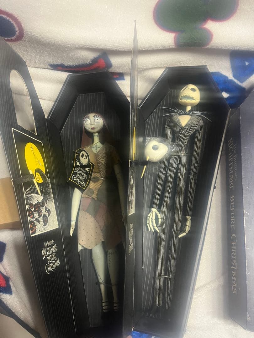ナイトメアビフォアクリスマス　ジャック・スケリントン サリー　フィギュアセット