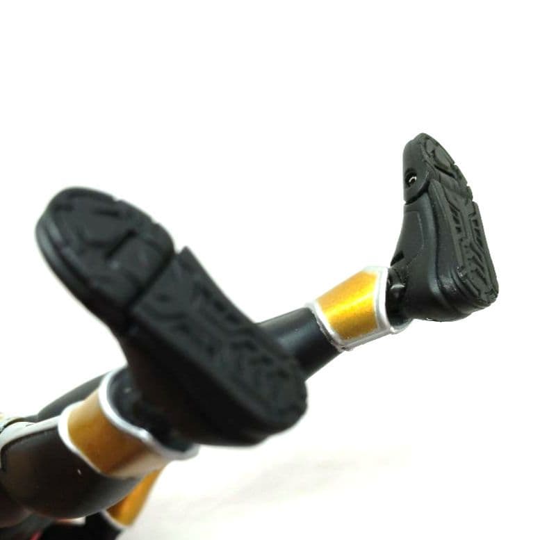 S.H.Figuarts真骨彫 仮面ライダーアギト