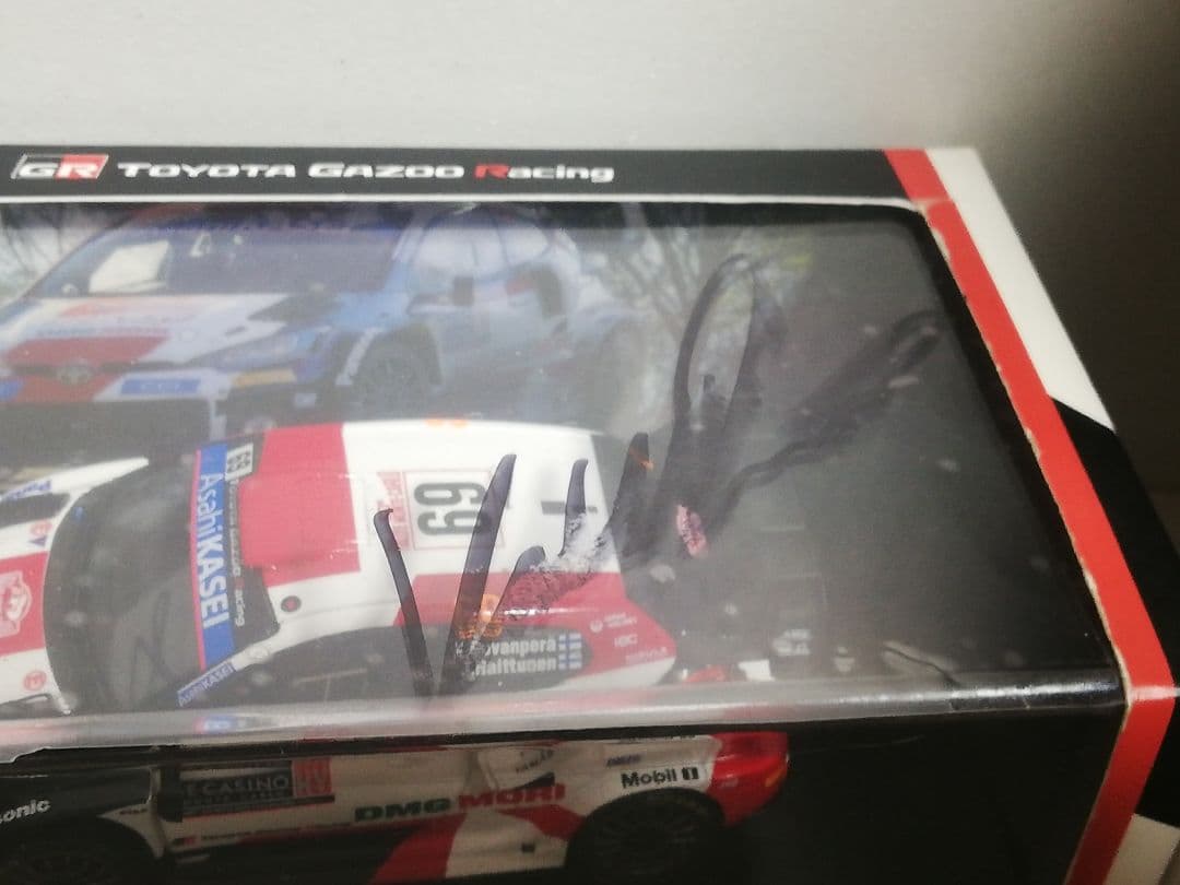 【激レア！】トヨタ GRヤリス ラリー1 22年 チャンピオン サイン入り！