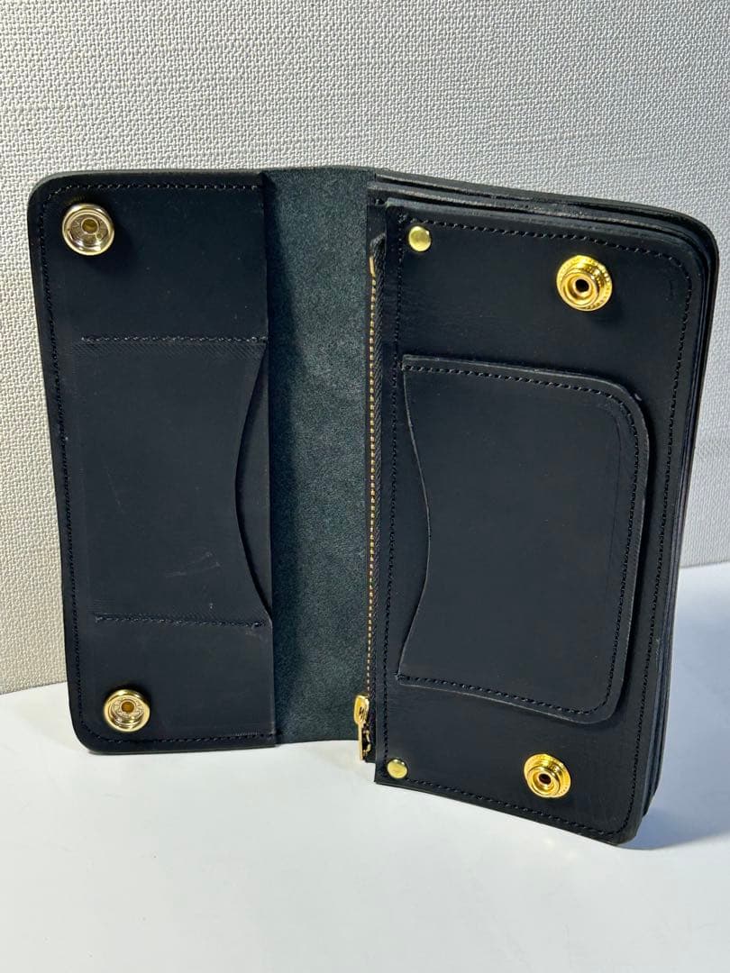 トラッカーウォレット　クラストレザーネロ