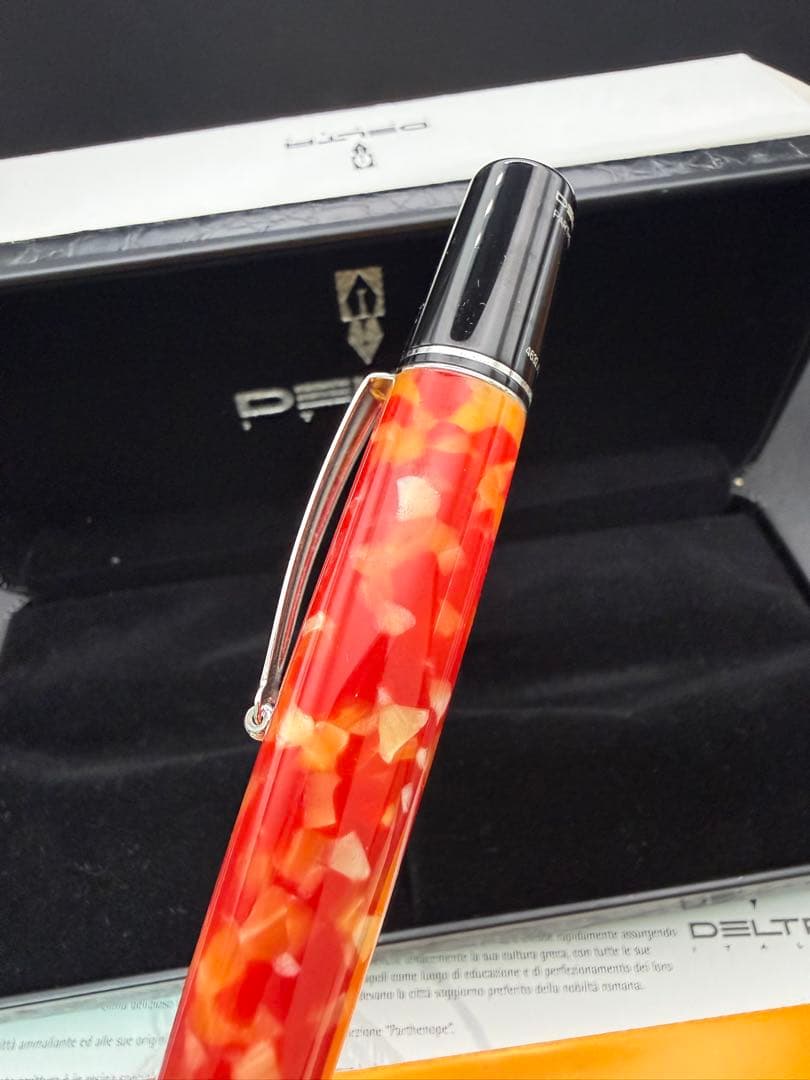 DELTA ボールペン Old Napoli レッドレジン 美品