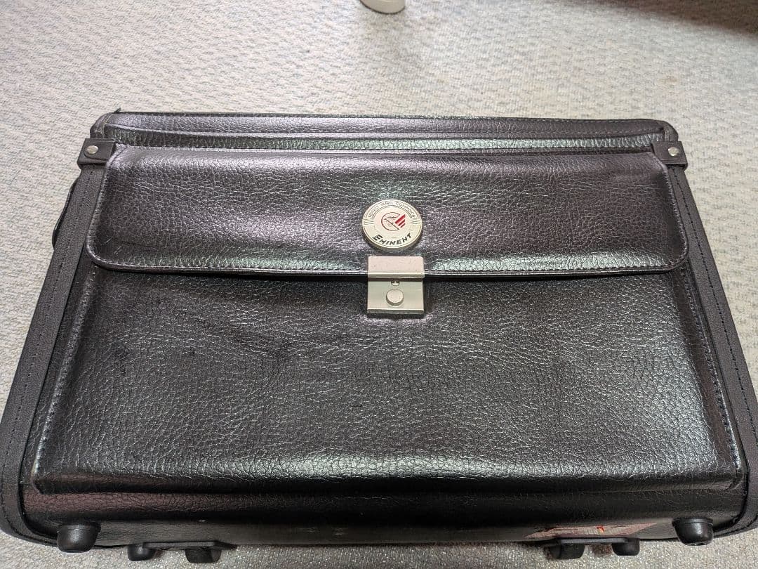 EMINENT　エミネント　パイロットケース　スーツケース　パイロットかばん