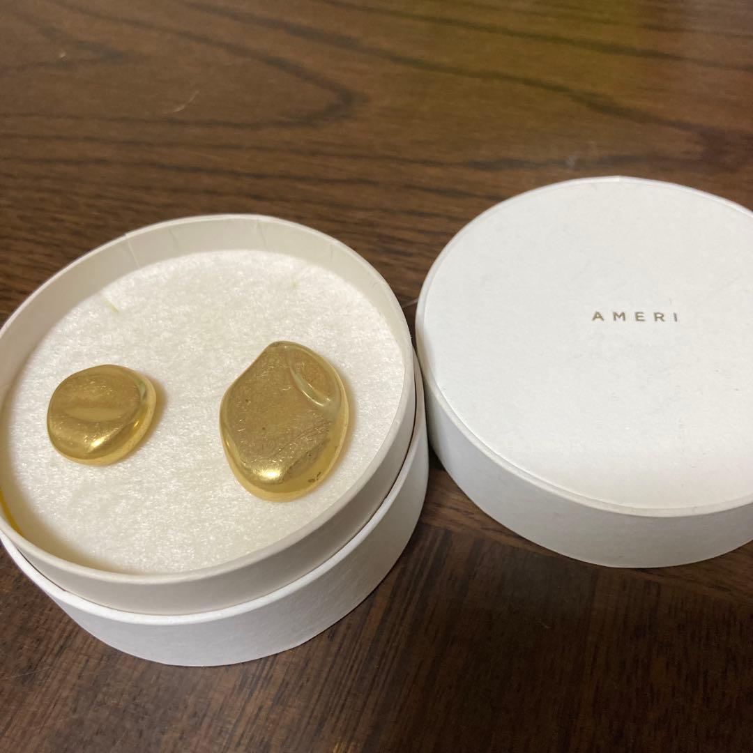 AMERI ゴールド ピアス ストーンライク アシンメトリー アメリ デザイン