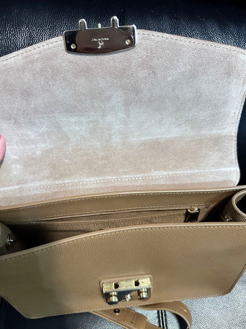 FURLA ベージュ ハンドバッグ　　値下げ不可！