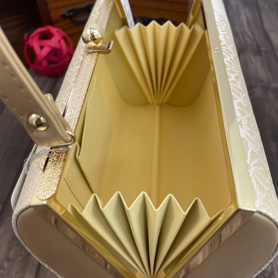 yun 様☆2008✨振袖や訪問着に✨ 有名ブランド 『彩小径』草履バッグ新品