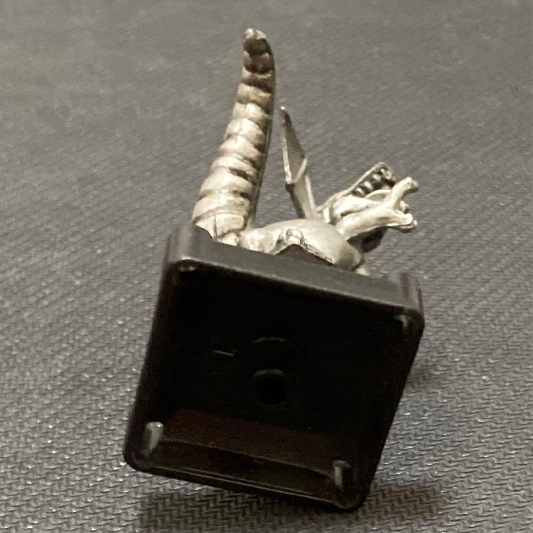 ドラクエ ギガスラッシュ りゅうおう(変身後)※シルバー※ - メルカリ