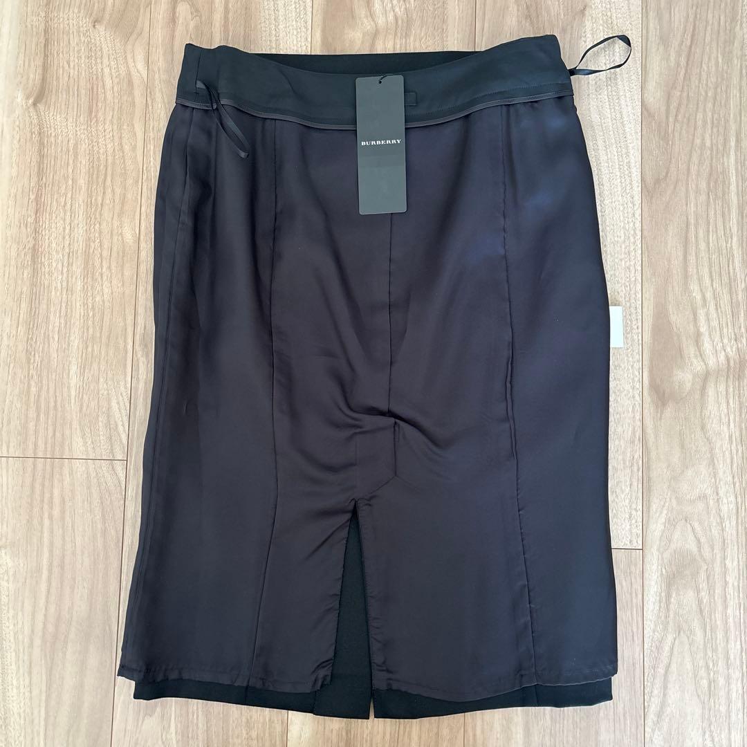 【新品・未使用・タグ付き】バーバリー　スカート　ブラック　※サンプル品