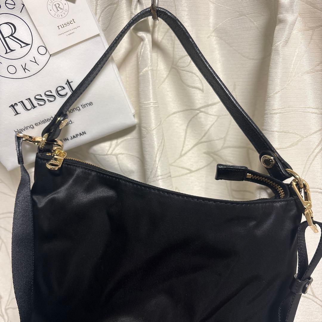 ほぼ未使用ラシット今期軽量ロングセラーシンプル2wayショルダーバッグ