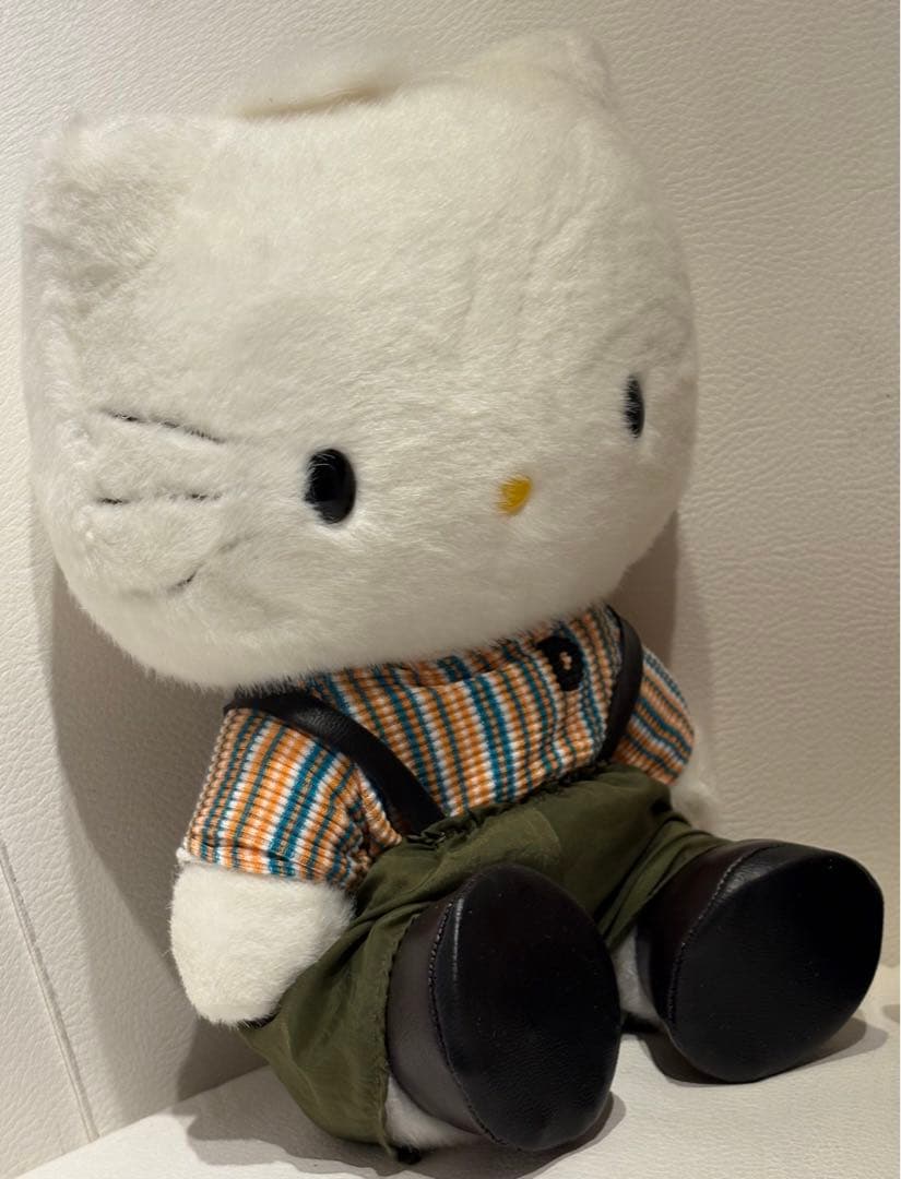 サンリオ ハローキティ ダニエル カジュアル ドレス ぬいぐるみ セット 新品