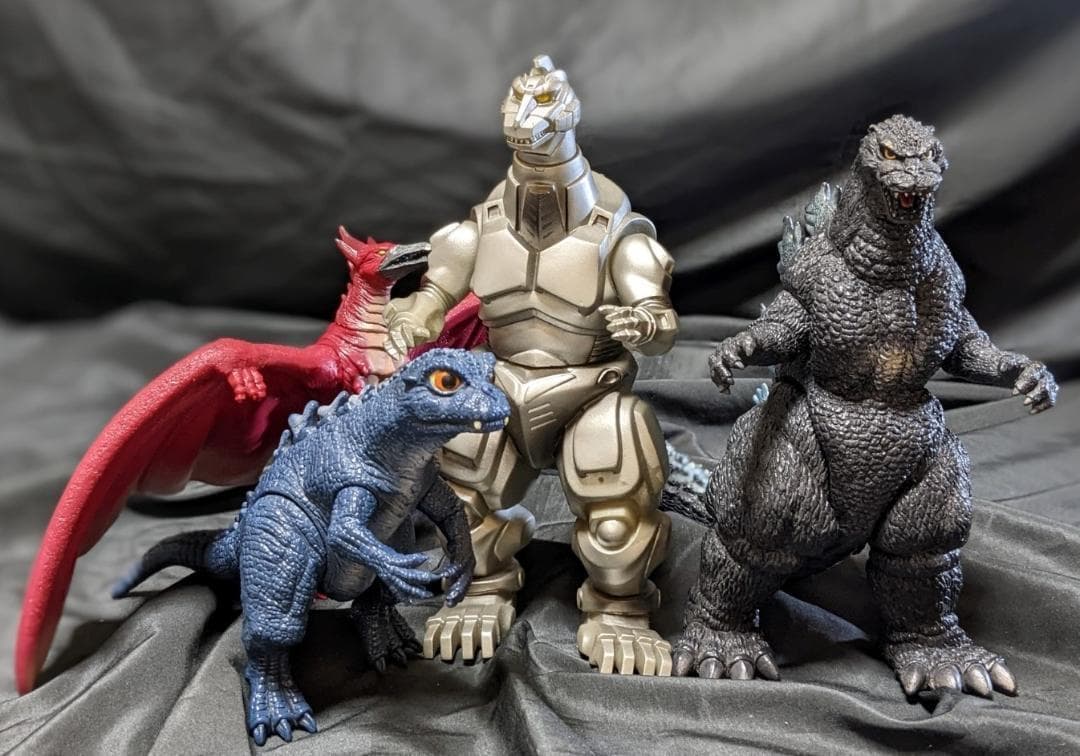 kaws bendy colette garcons 未開封品