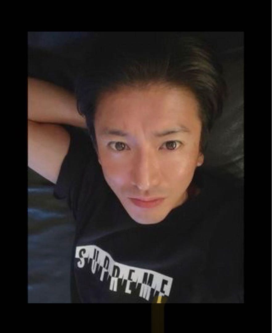 S】Supreme Split Tee #木村拓哉着用 #25FW #プレミア - メルカリ