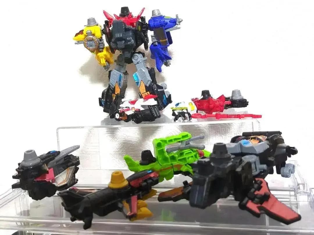 ミニプラ 快盗戦隊ルパンレンジャーVS警察戦隊パトレンジャー