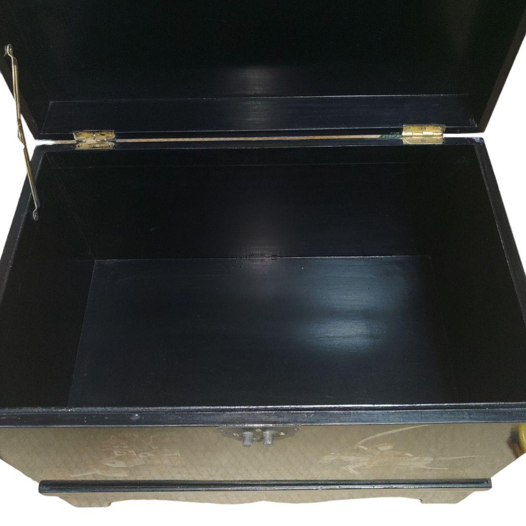 中国キャビネット 漆細工? 武人図