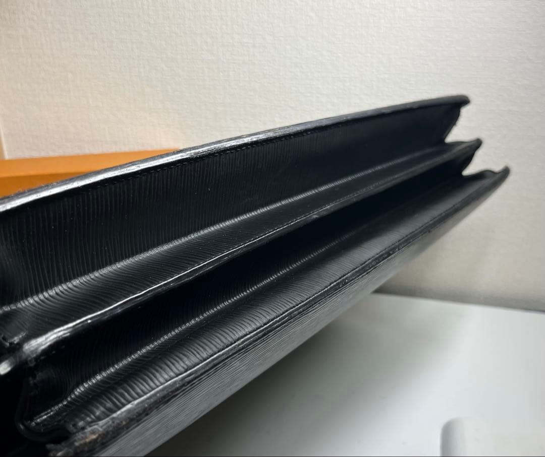 A*M様 【正規品】LOUIS VUITTON エピロブスト 1ビジネスバック【